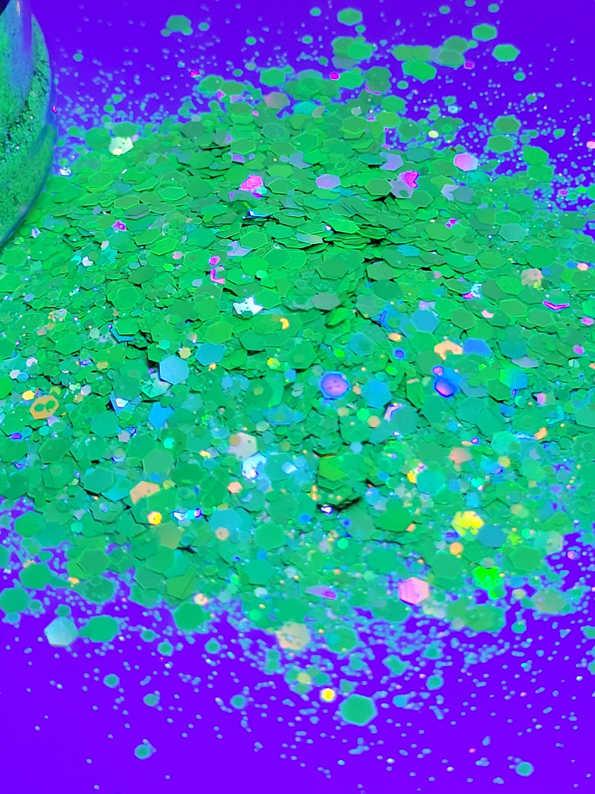 Lucky Luxe UV Chunky Glitter  image 2